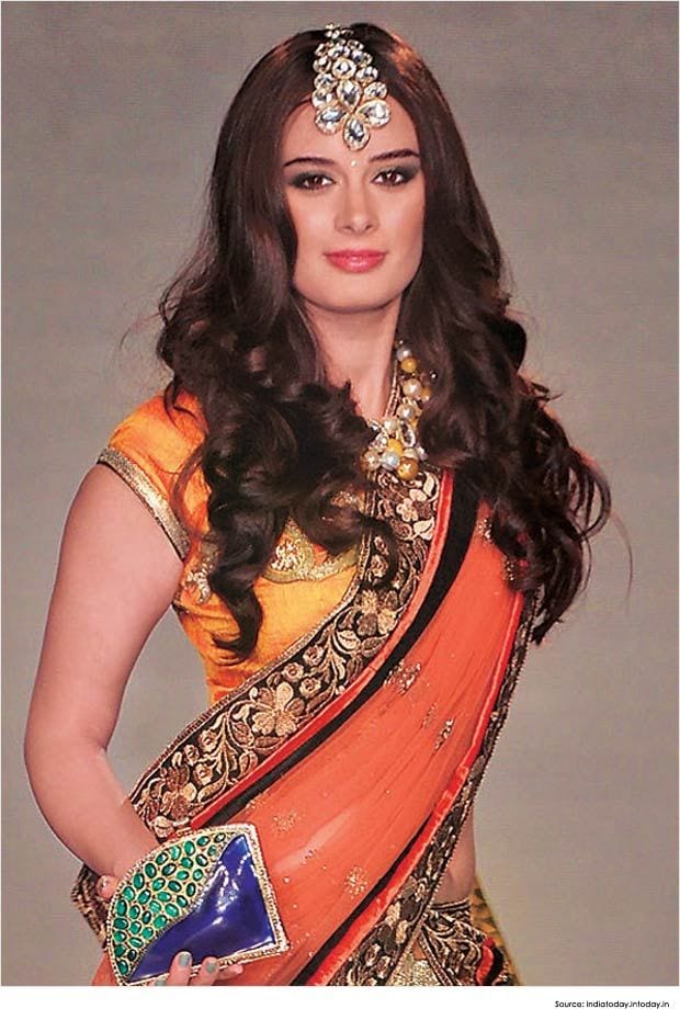 Hairstyles For Saree 20 Cute Hairstyles To Wear With Saree Hairstyles For Saree 20 Cute Hairstyles To Wear With Saree