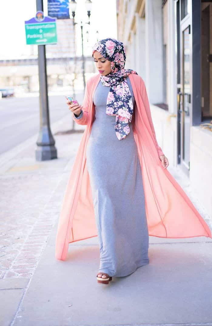 25 Western Outfits to Wear with Hijab for Gorgeous Look