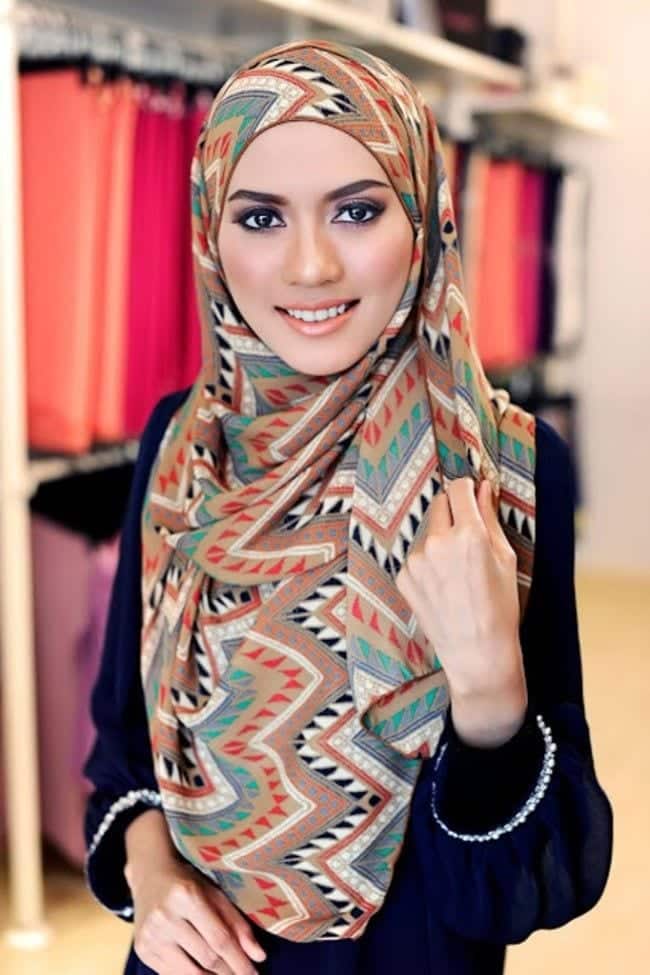 18 Cute Ways to Tie Hijab with Different Outfits Fashionably Part 3