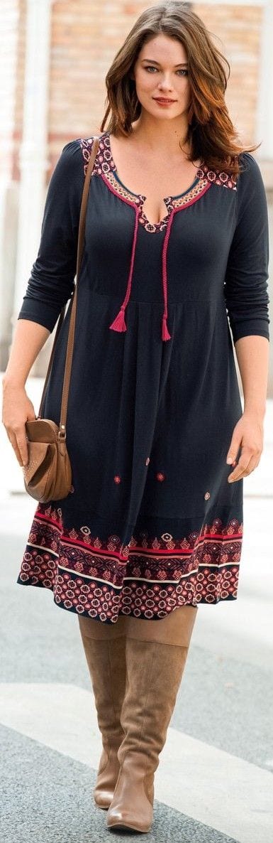 casual outfit for curvy women