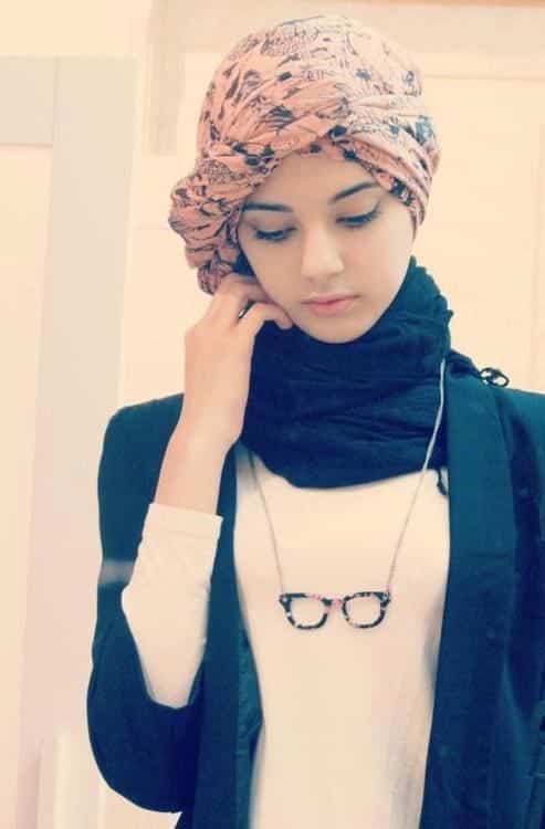 18 Cute Ways to Tie Hijab Fashionably with Different Outfits