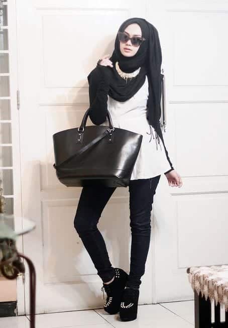 street hijab fashion Indah Nada Puspita