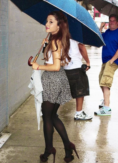 20 Cutest Ariana Grande's Outfits Combinations Every Girl 