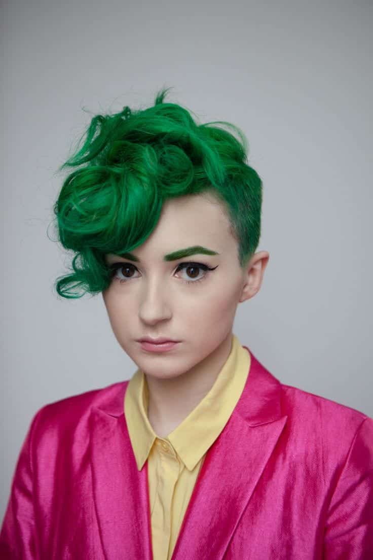 Green hairstyles for girls (3)