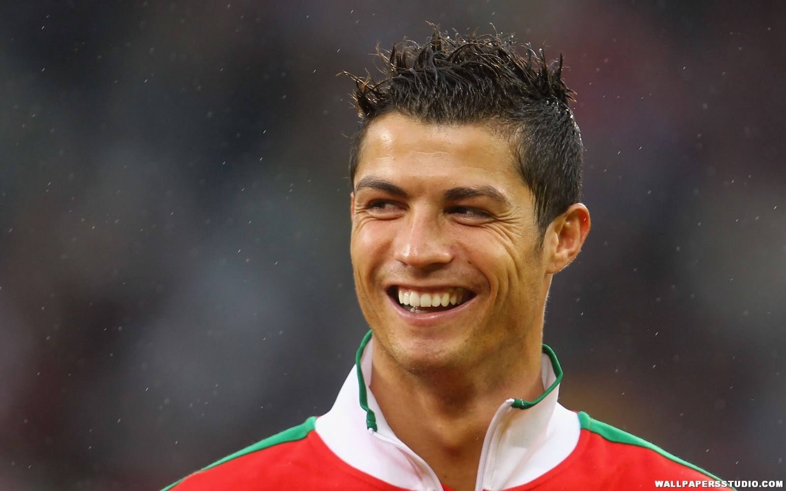 Cristiano Ronaldo Hairstyles-20 Most Popular Hair Cuts Pics