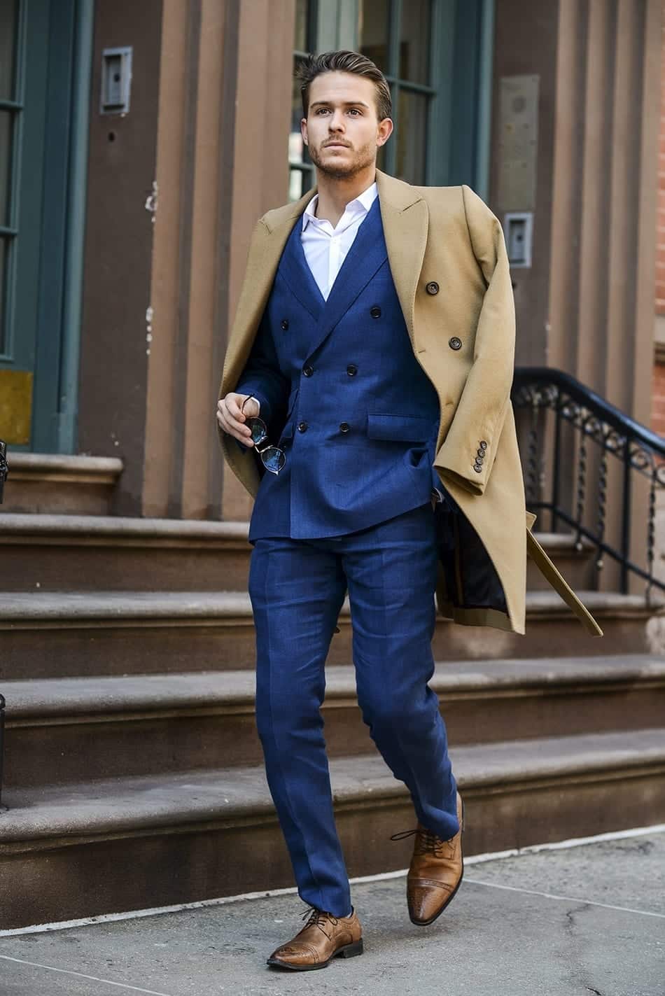 Most Stylish Adam Gallagher Outfits (21)
