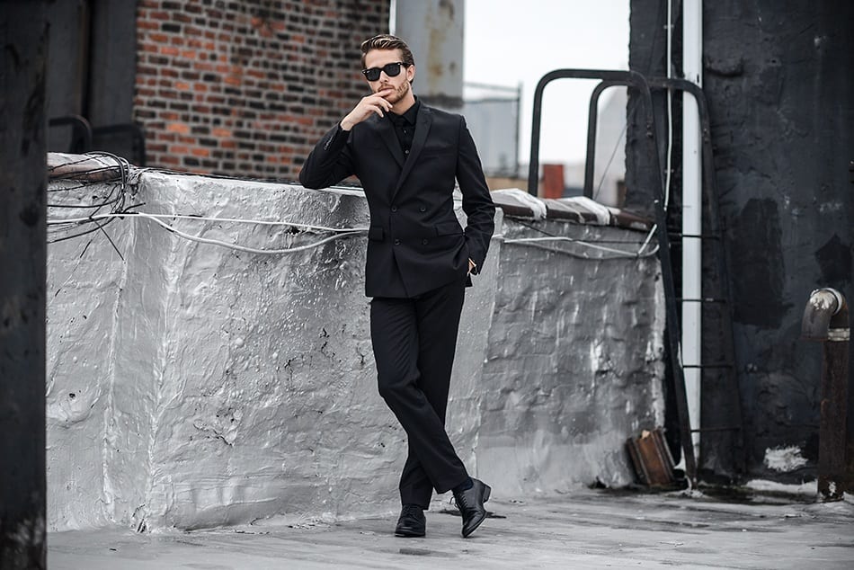 Most Stylish Adam Gallagher Outfits (14)