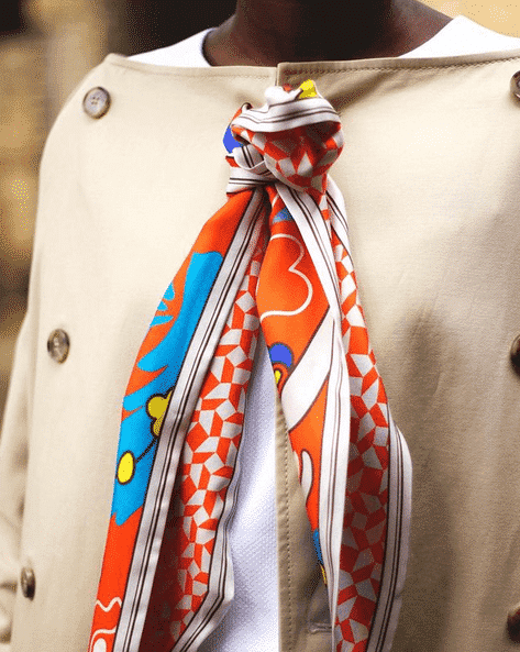 trendy ways to wear a scarf 16