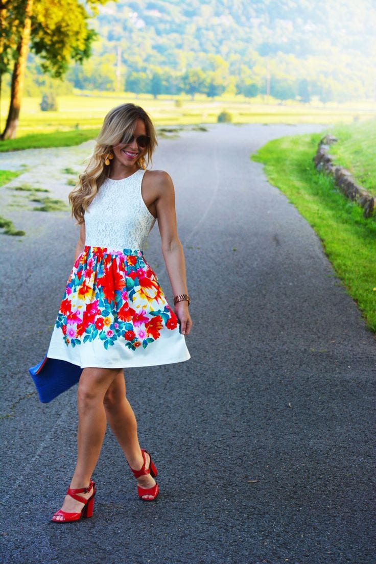 Ways to Wear Tea Dresses Fashionably