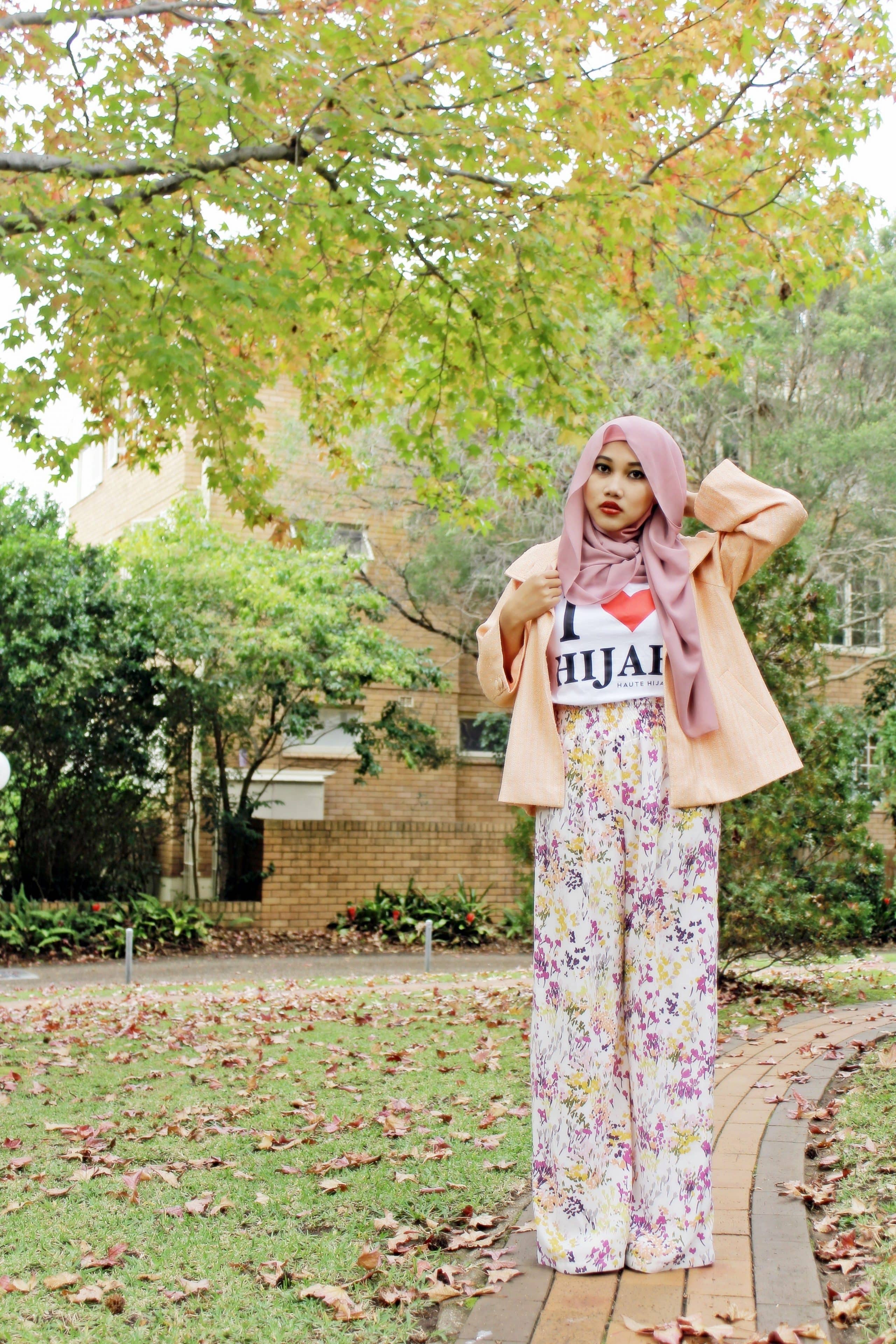 Hijab with Palazzo Pants-20 Ways to Wear Palazzo Pants Modestly