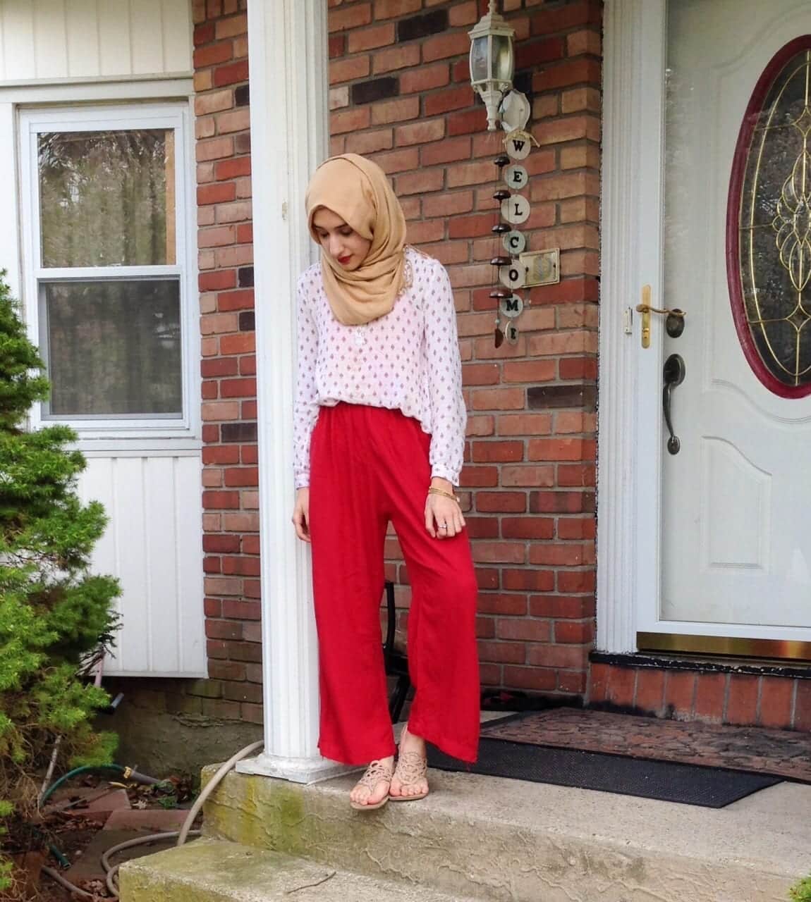 Hijab with Palazzo Pants-20 Ways to Wear Palazzo Pants Modestly