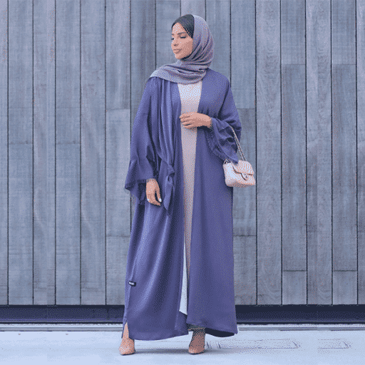 Abaya with Jeans- 10 Ways to Style Jeans with Abaya Modestly