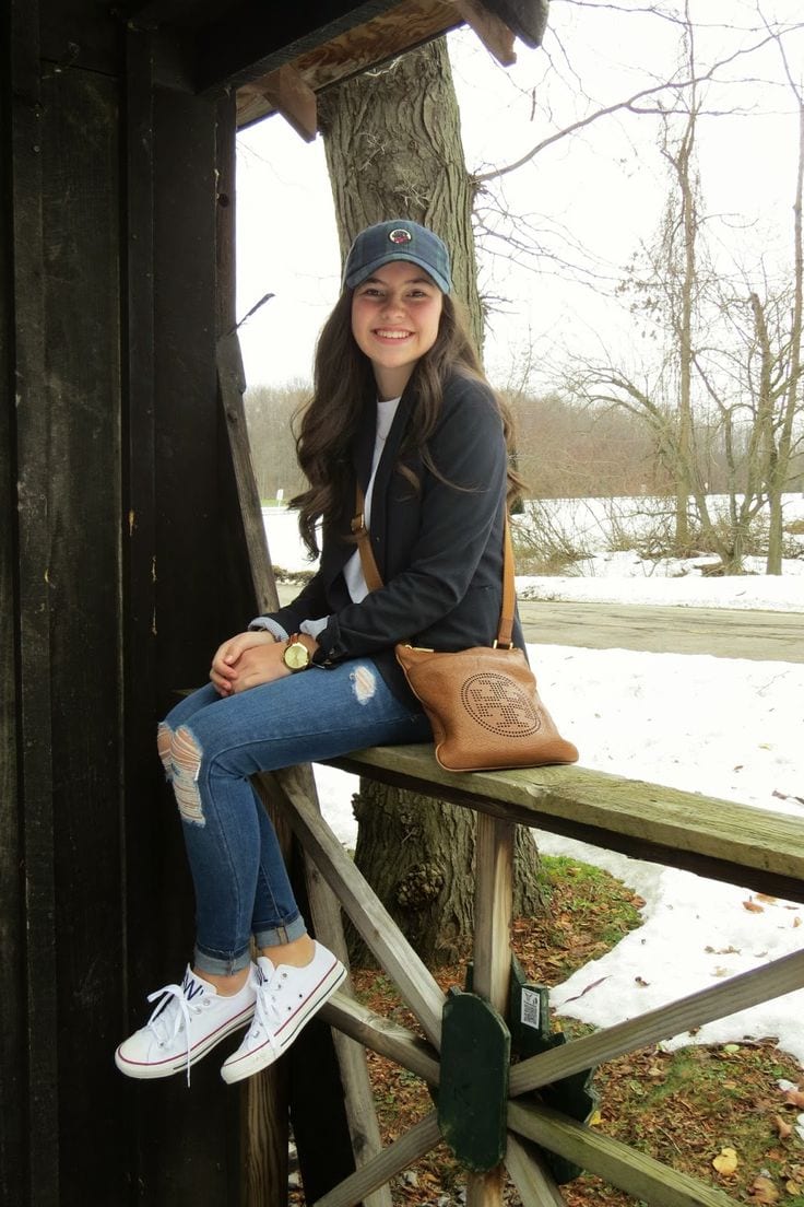 Best Shoes to Wear with Jeans for Different Looks