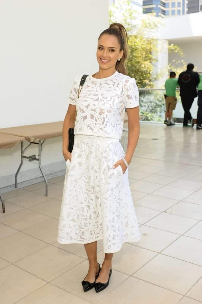 20 Ways to Wear All White Outfits Like Celebrities this Year