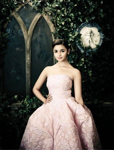 Alia Bhatt cutest Pictures-30 Best Looks of Alia Bhatt All the time