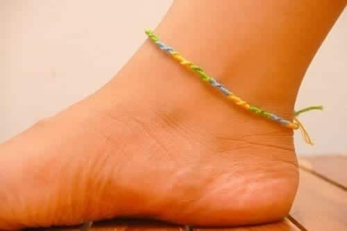 Ideas to Wear Ankle Chains