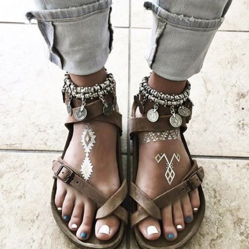 24 Latest Ankle Chain Designs & Ideas on How to Wear Anklets