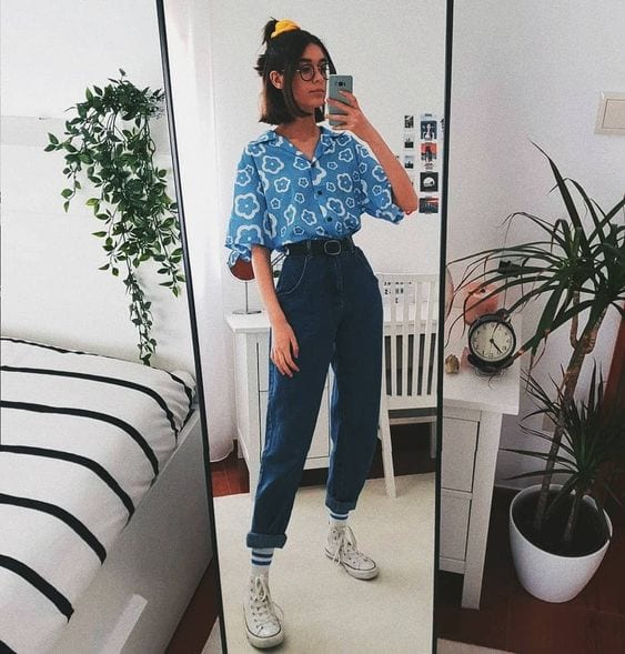 baggy shirt outfit