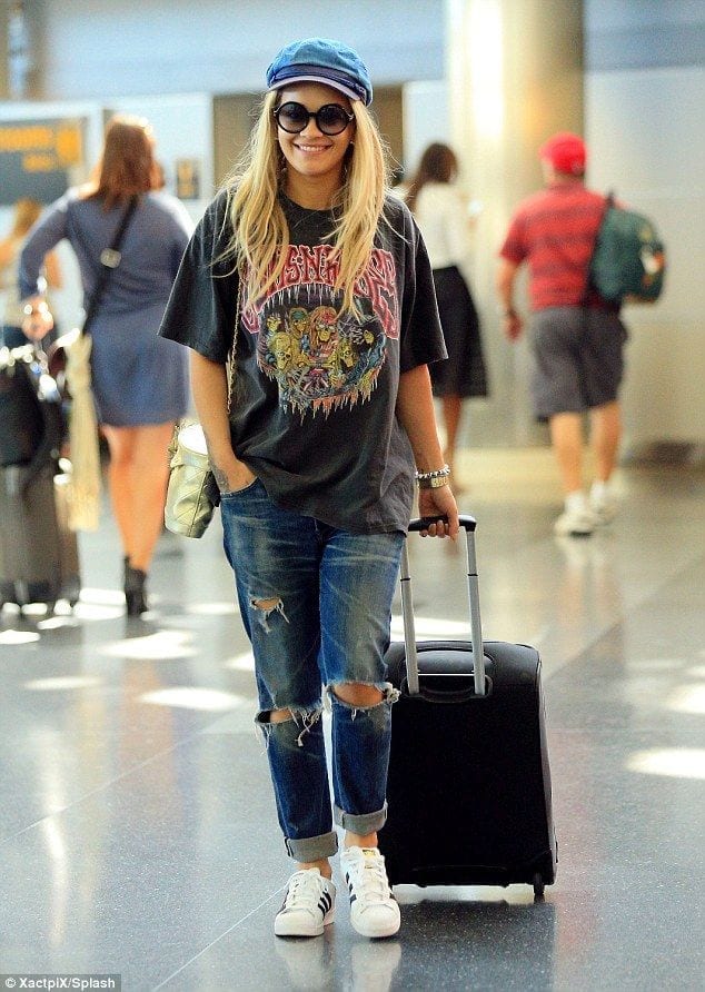 Cute Outfits To Wear At Airport-18 Best Airport Styling Tips