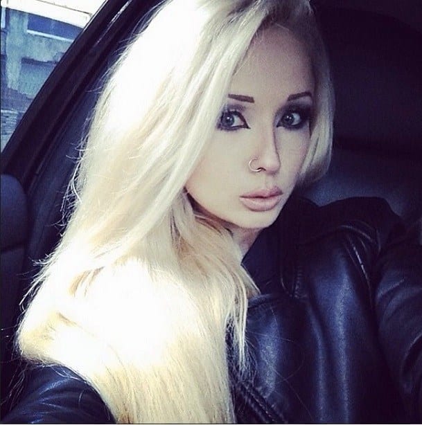 Beautiful Girls Who Look Like Barbie Doll (2)