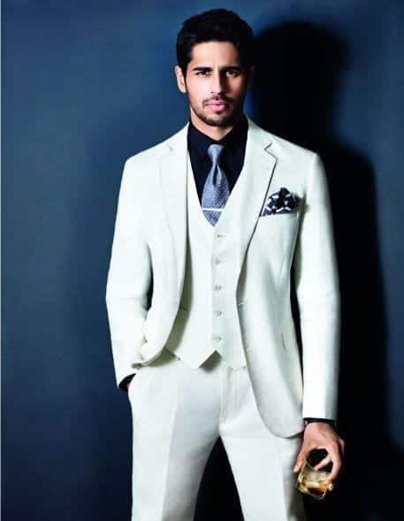 Sidharth Malhotra Outfits-30 Best Dressing styles of Sidharth to Copy