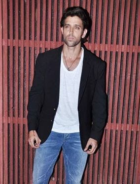 Hrithik Roshan Outfits-30 Best Dressing Styles of Hrithik Roshan