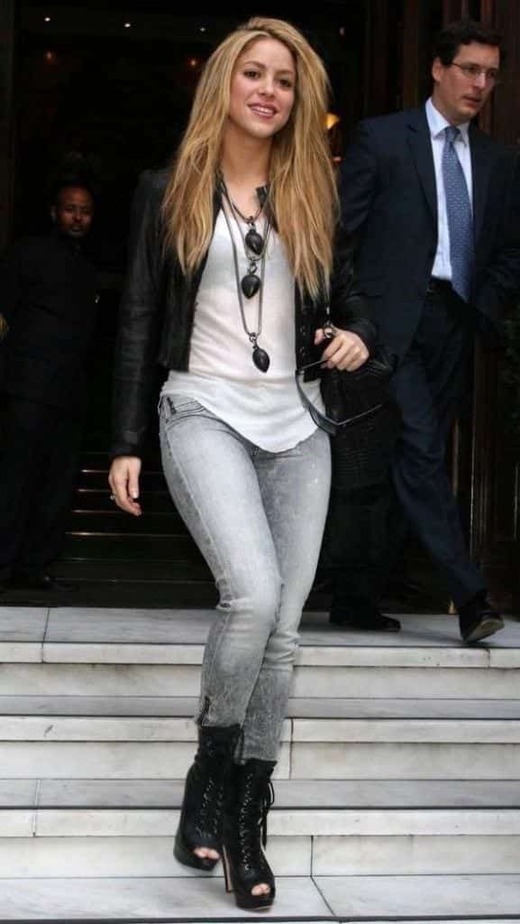 #23 - Her Swagger Street Style