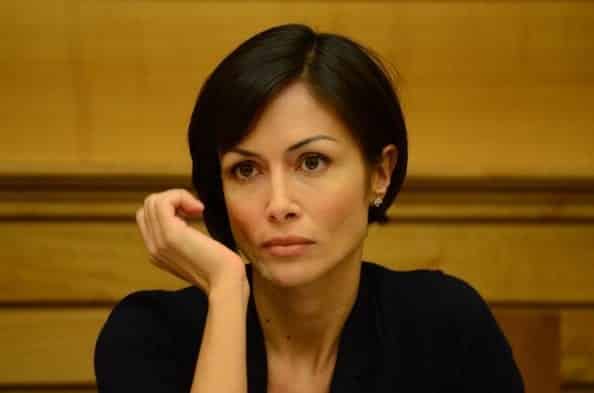 Gorgeous Female Politicians (4)