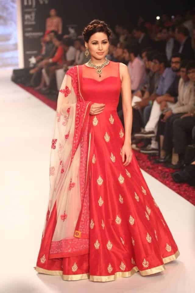 new styles in Indian gown styles (7)