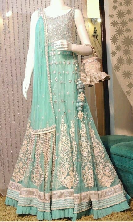 best designs for bridal indian gowns (4)