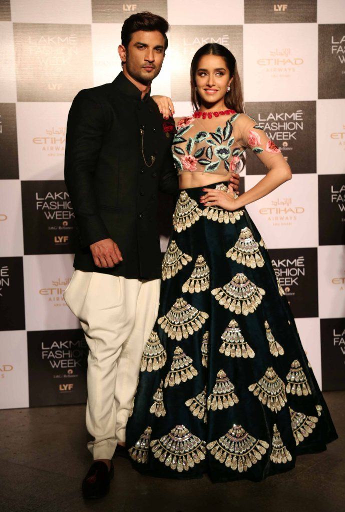 shradha-kapoor-lehenga-by-manish