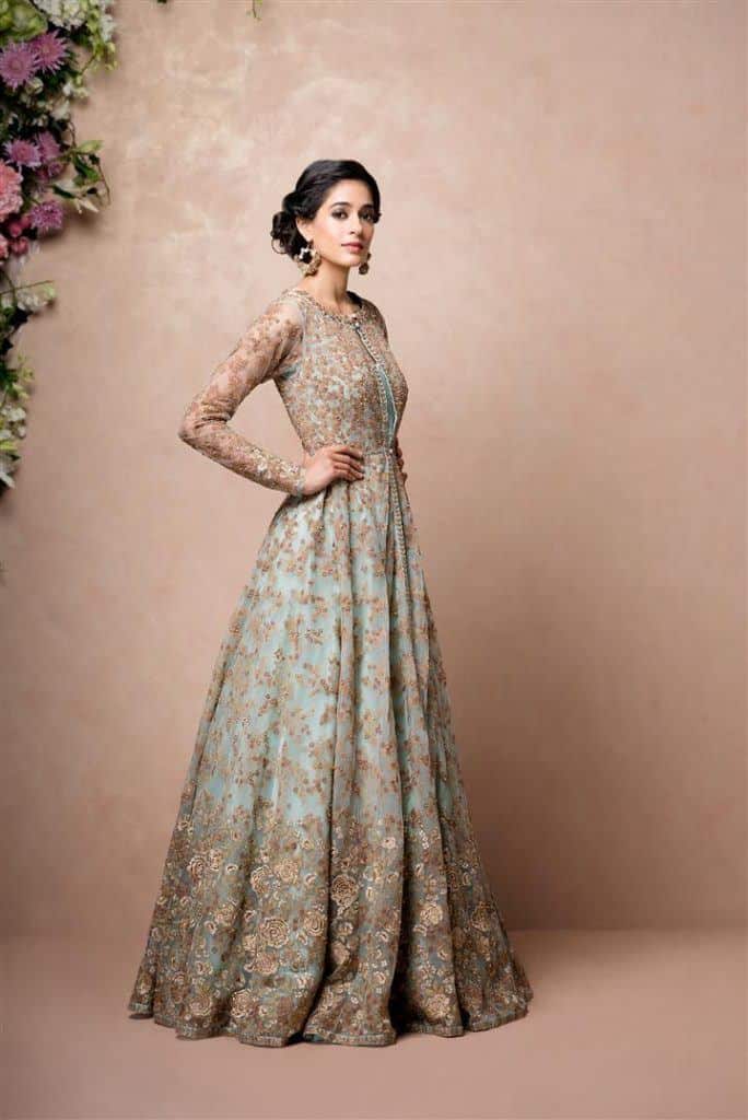 30 Latest Indian Bridal Gown Styles & Designs to Try In 2022