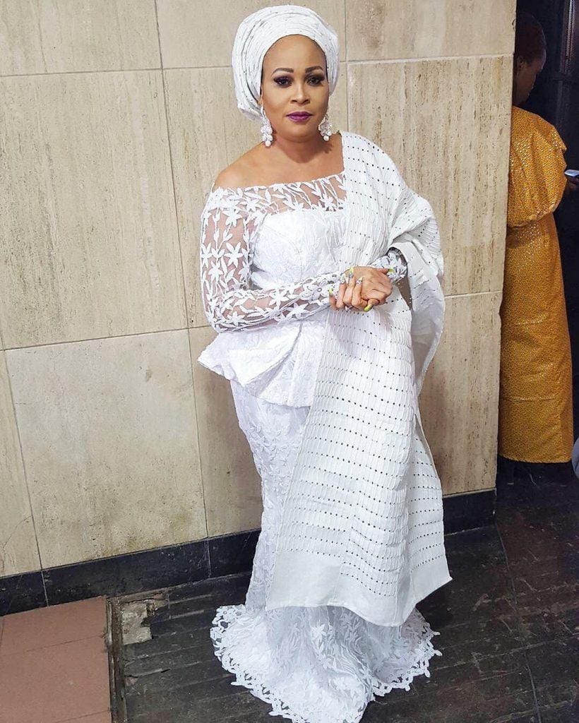 2018 Aso-Ebi styles–20 Latest Lace and Asoebi Designs These Days