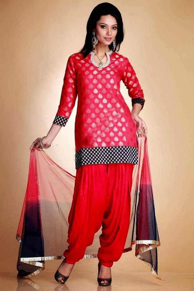 Latest Shalwar Kameez Designs For Girls-15 New Styles To Try