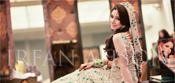 Pakistani Bride and Groom Photo Shoot-Pakistani Wedding Poses