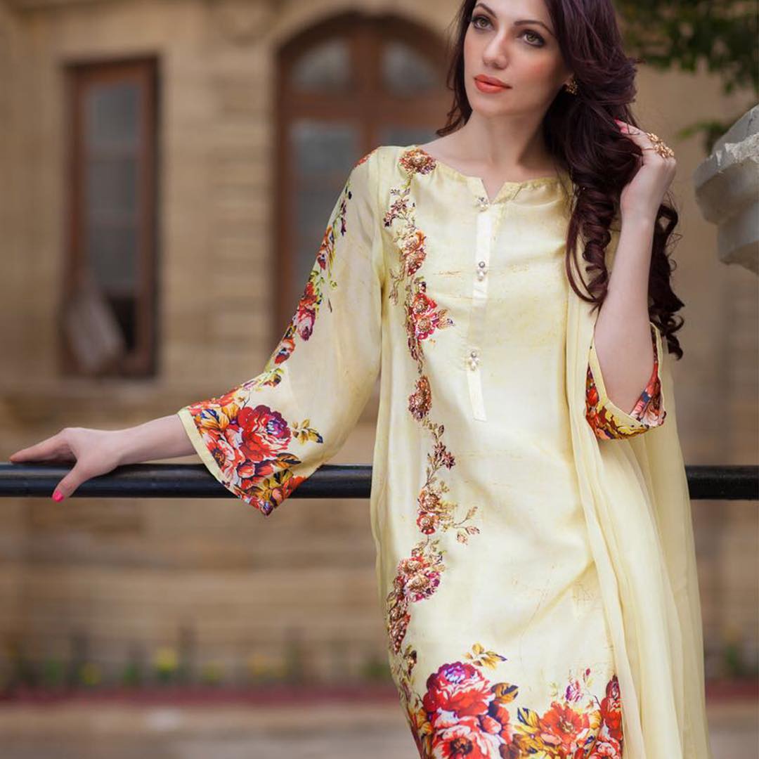 Latest Kurti Designs 2022 From Top 20 Kurti Designers