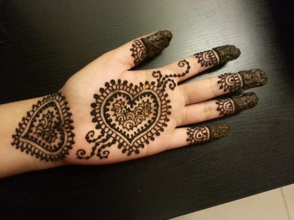 Heart Shaped Mehndi Designs. 20 Simple Henna Heart Designs