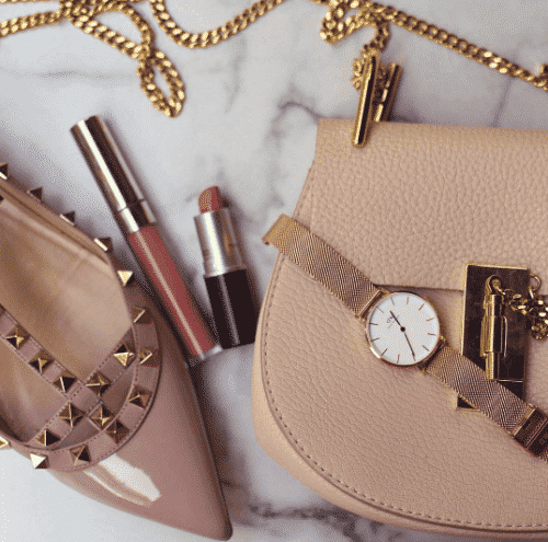 accessories for travelling in hijab
