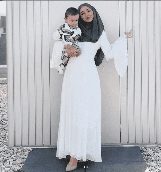 How to Wear Hijab with Gowns? 30 Modest Ways to Try Now