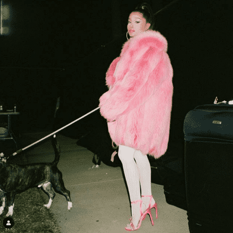 latest outfits of ariana grande