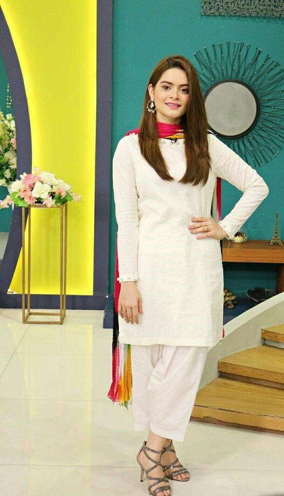 30 Ideas On How To Wear White Shalwar Kameez For Women