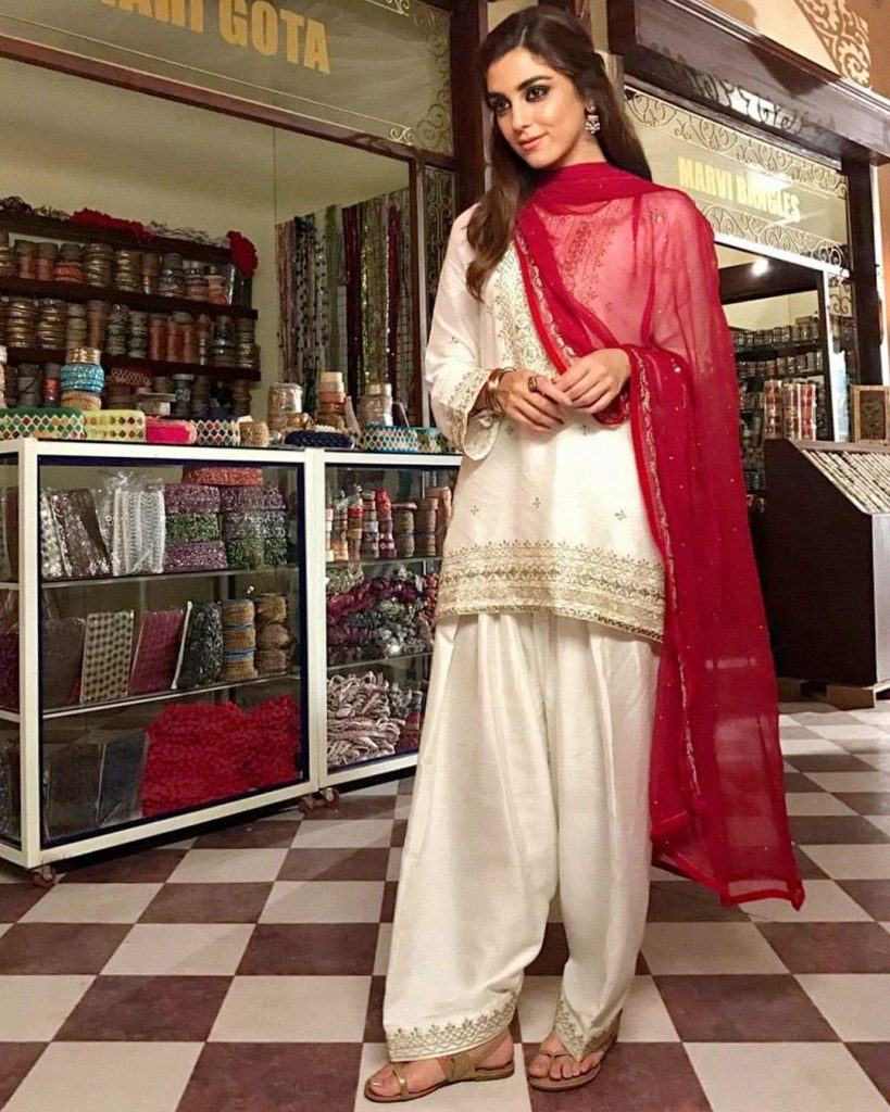 White Shalwar Kameez Styling Ideas (8)