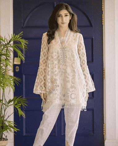 white shalwar kamez