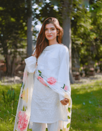 white shalwar kameez outfits