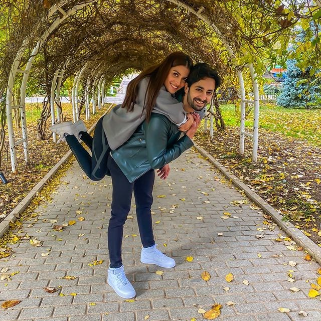Best Outfits of Ayeza Khan