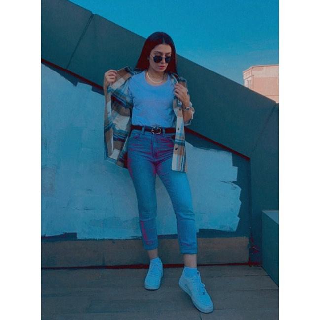 Best Outfits of Ayeza Khan