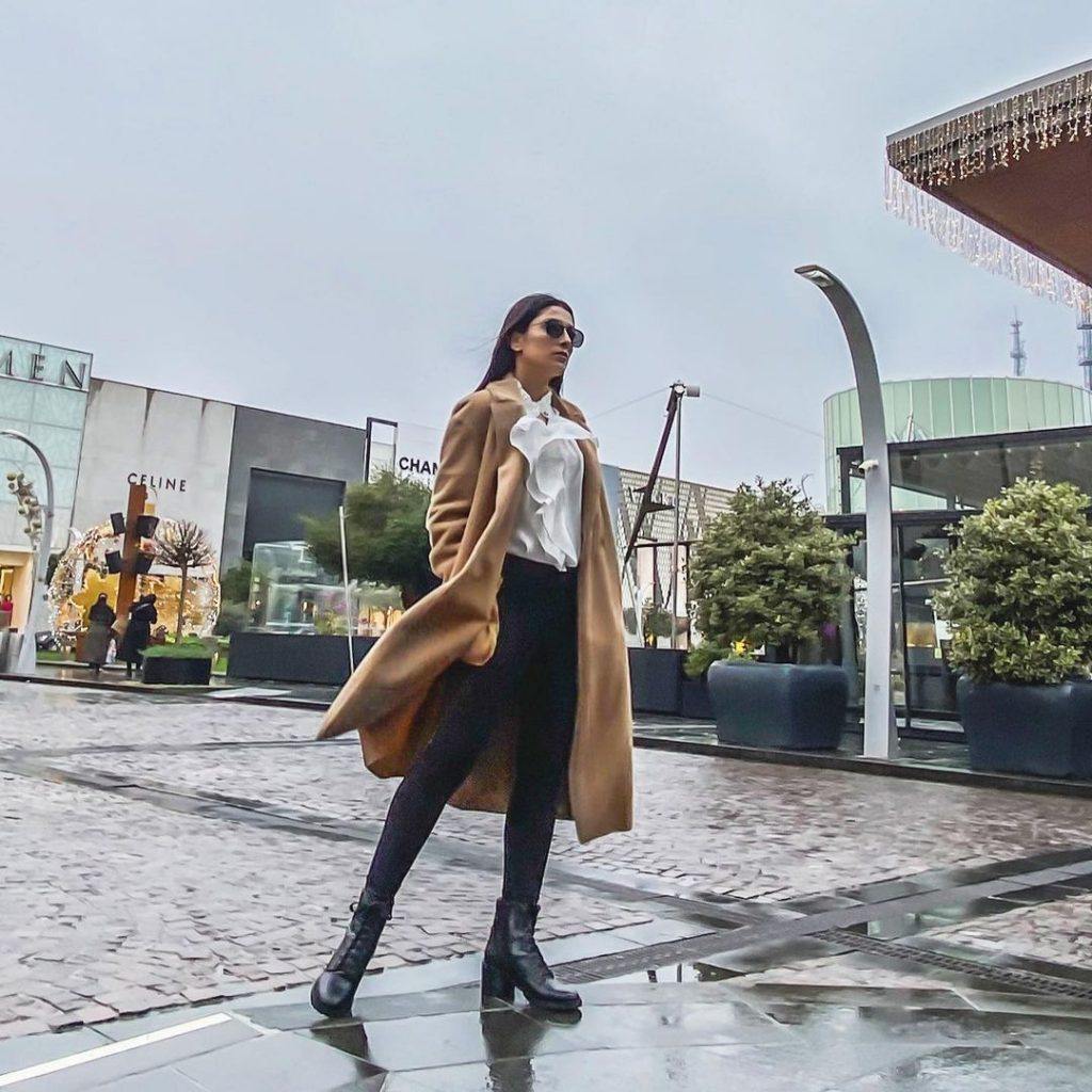 Best Outfits of Ayeza Khan