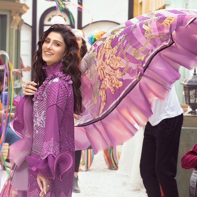 Best Outfits of Ayeza Khan
