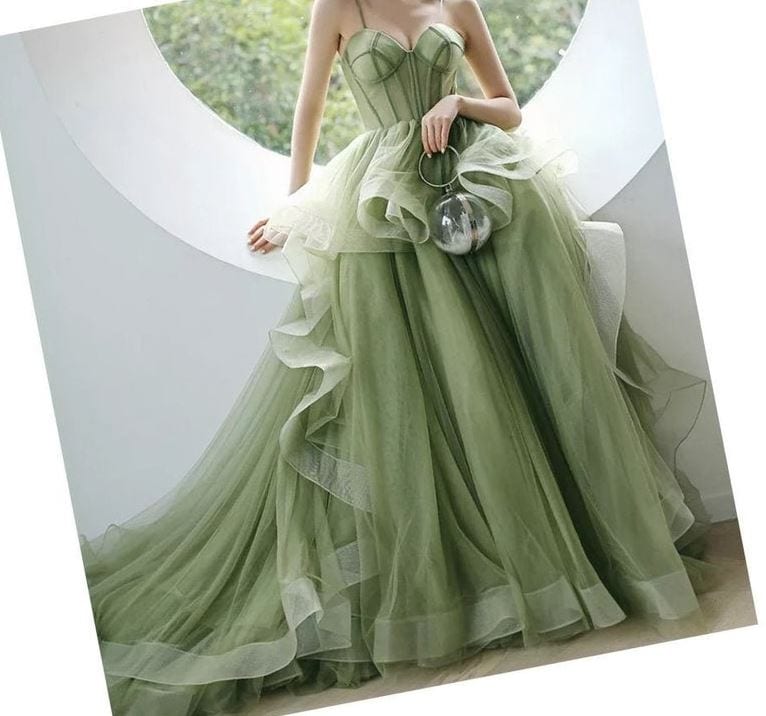 Cottagecore Prom dresses- 17 Ideas To Wear Cottagecore Outfit