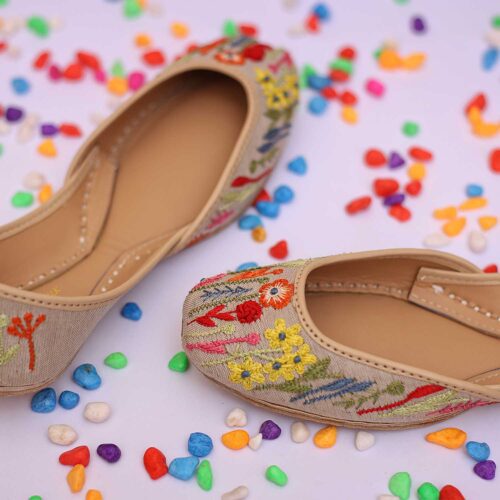 Khussa Brands In Pakistan